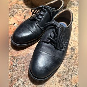 Men’s black dress shoes
